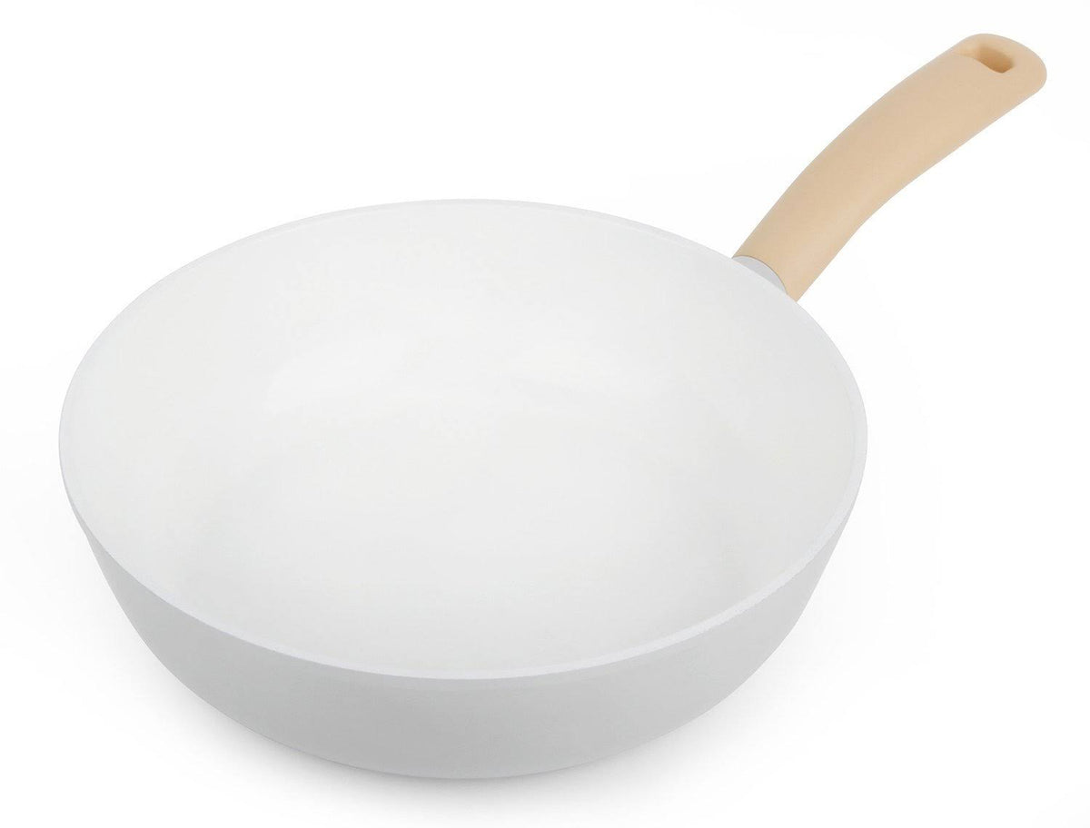 9.5-Inch Cast Aluminum Frying Pan with Soft-Touch V59706
