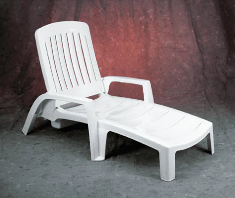 White Resin Chaise Lounge H586224
