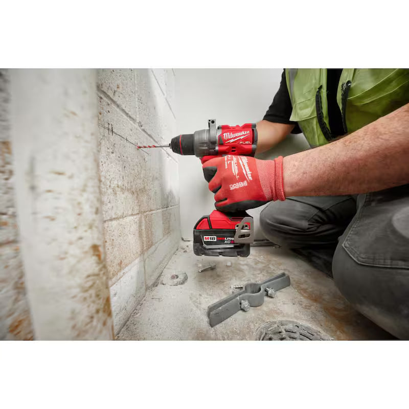 18-Volt Lithium-Ion Brushless Cordless Hammer Drill with Screw Driver Bit Set R3710
