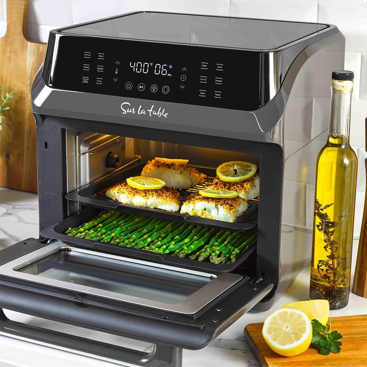 16 Qt Air Fryer Oven with 12 in 1 Functions, 7 accessories, Black K4012