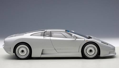 1/18 Diecast Car Model T45134