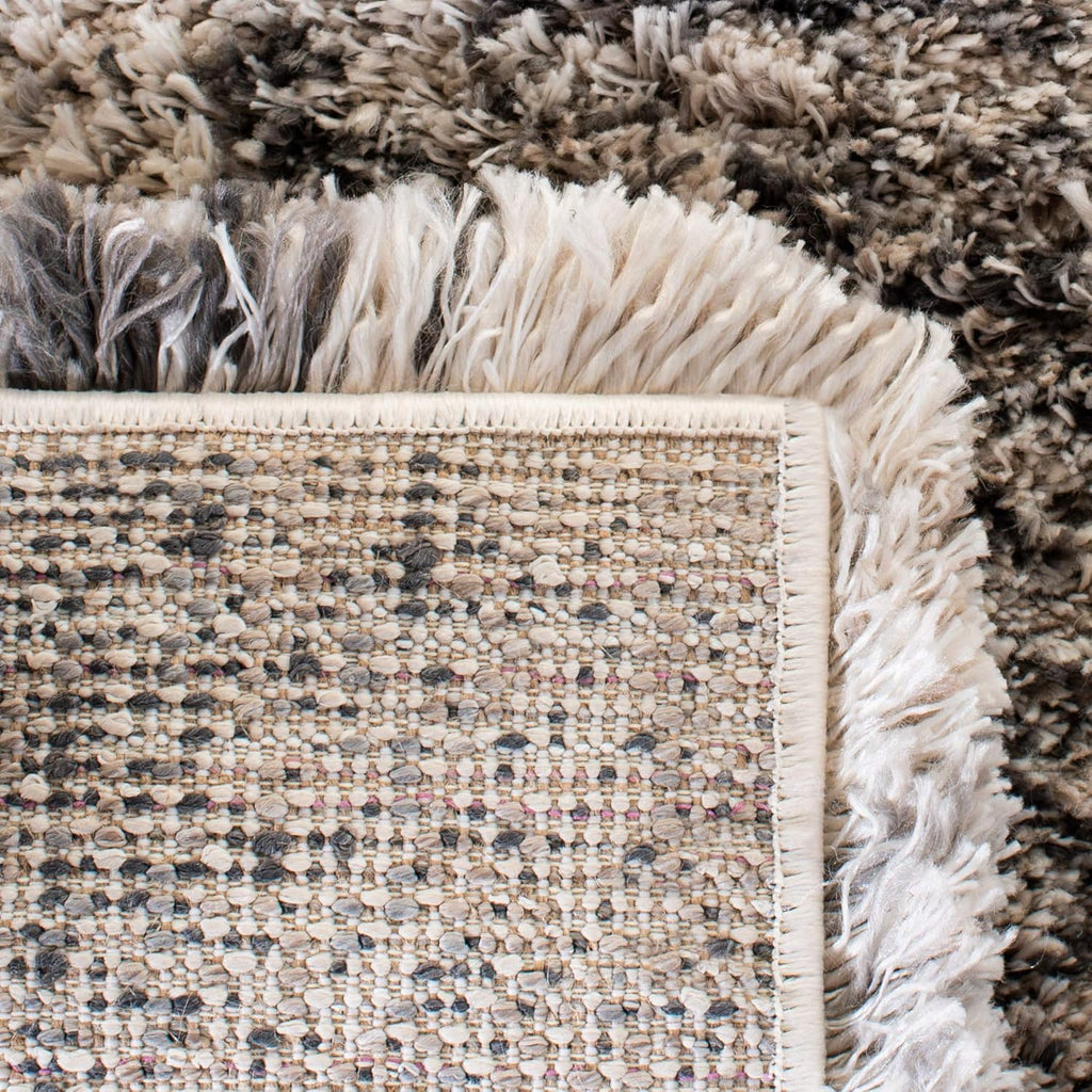 Cream & Grey 6' x 9' Non-Shedding Area Rug O7815