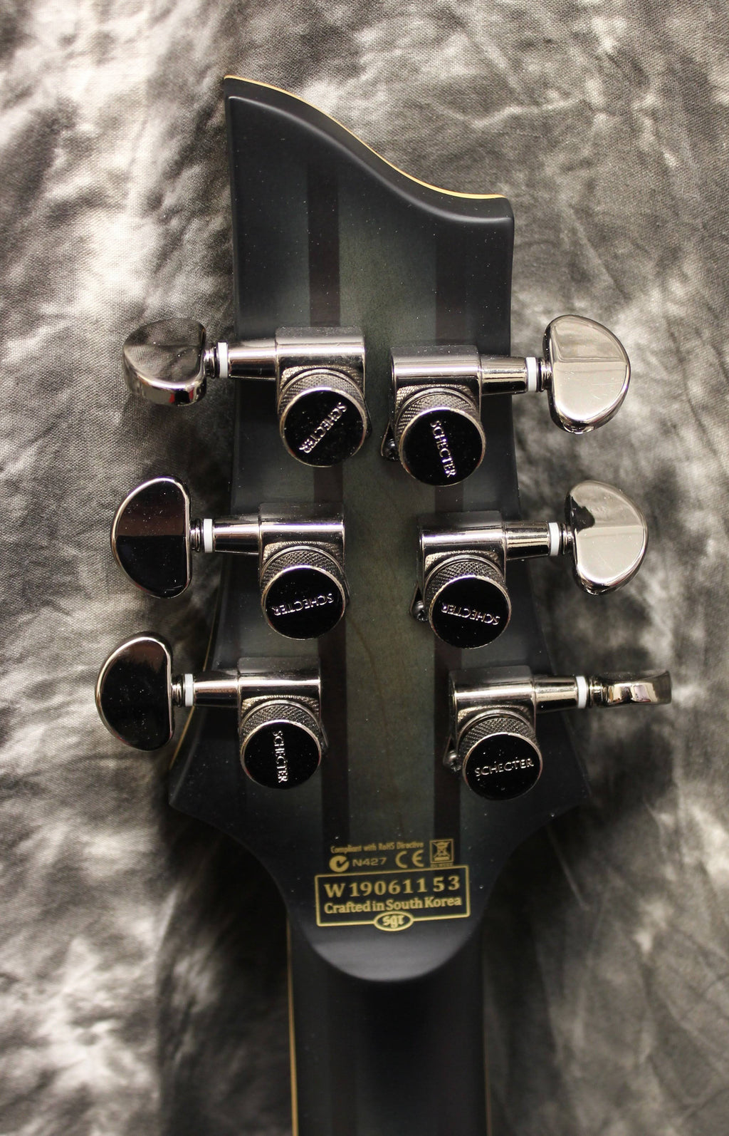 Cat's Eye Pearl Electric Guitar R234