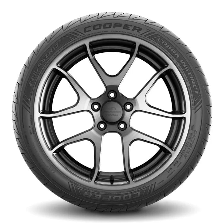 245/40ZR18 97Y Performance Tire P436531