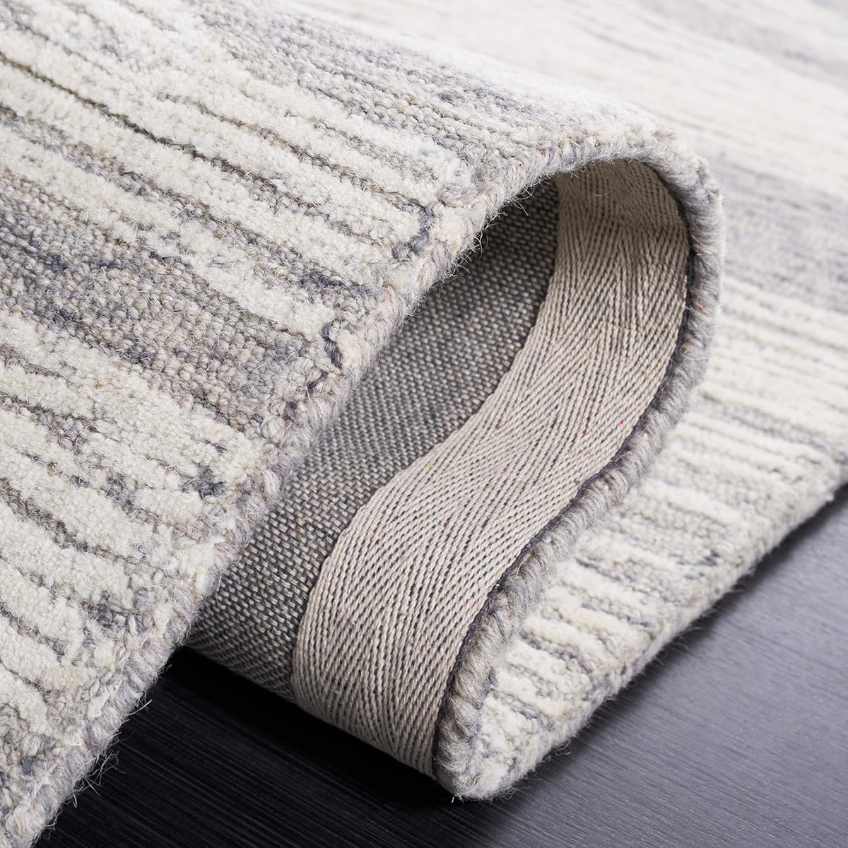 Grey & Ivory 8' x 10' Handmade Wool Area Rug H8671