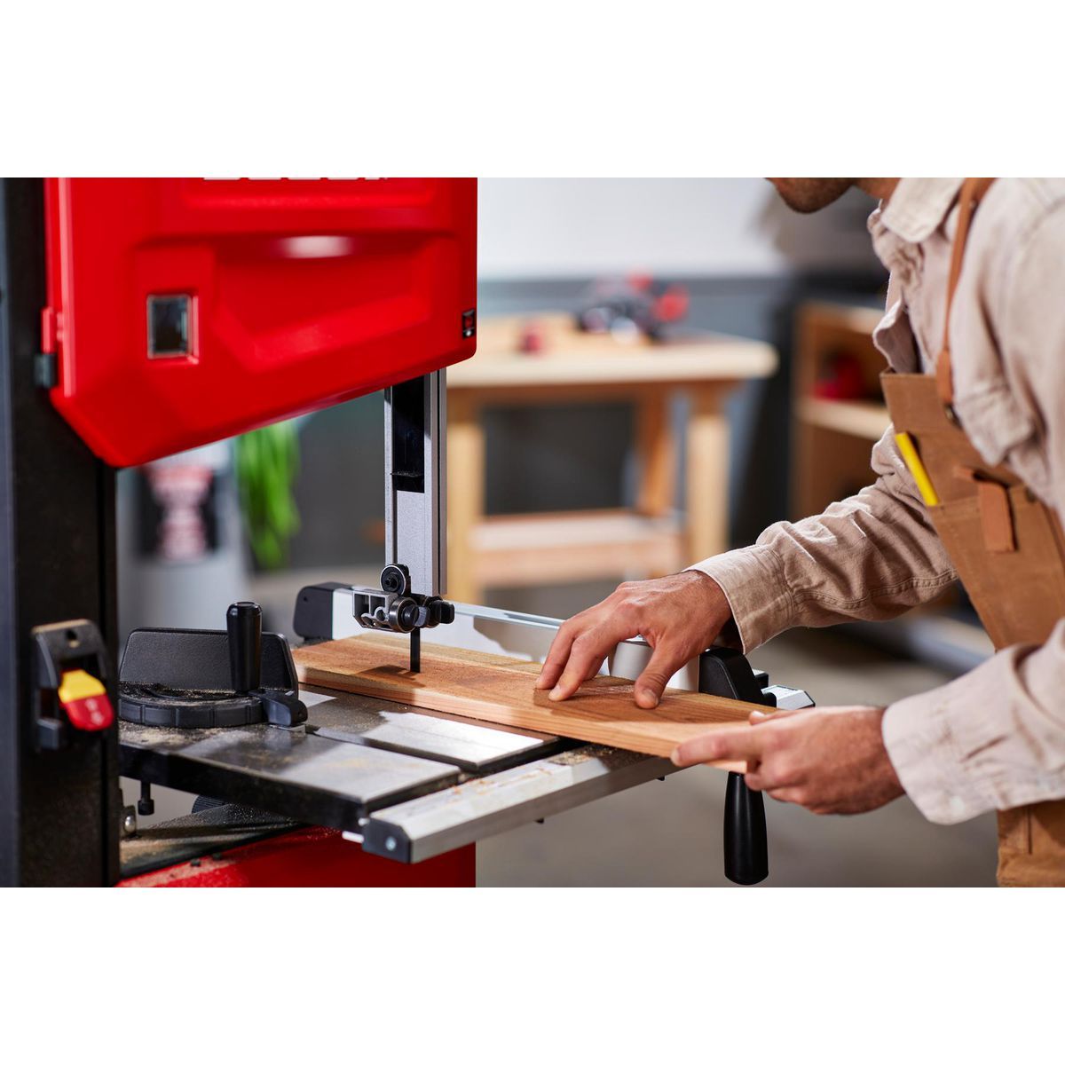 14 in. Stationary Wood Cutting Band Saw P54787