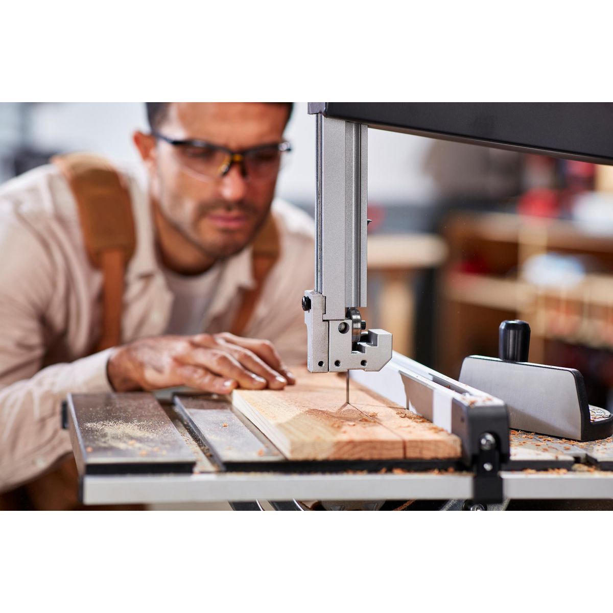 14 in. Stationary Wood Cutting Band Saw P54787