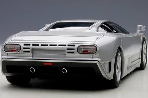 1/18 Diecast Car Model T45134