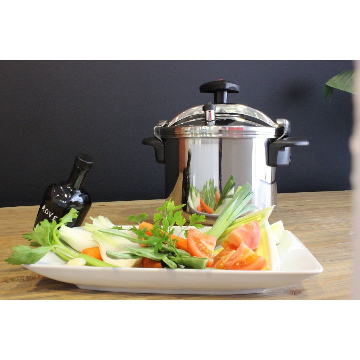 10 qt. Stainless Steel Pressure Cooker U88493